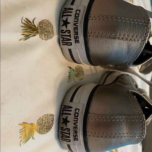 Converse - Picture 4 of 4